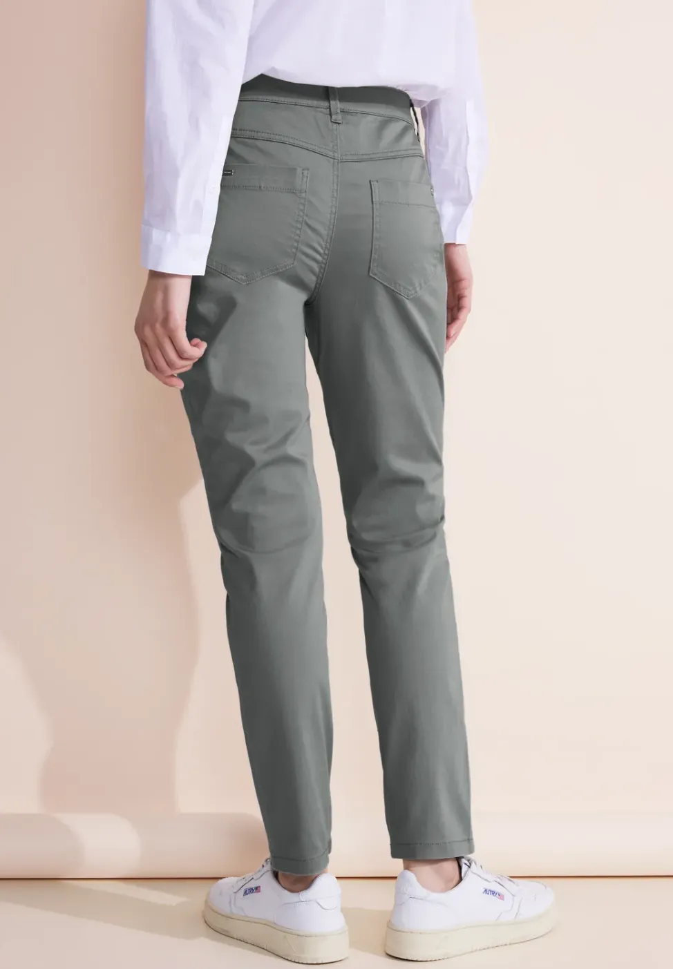 Pantalon coupe classique
