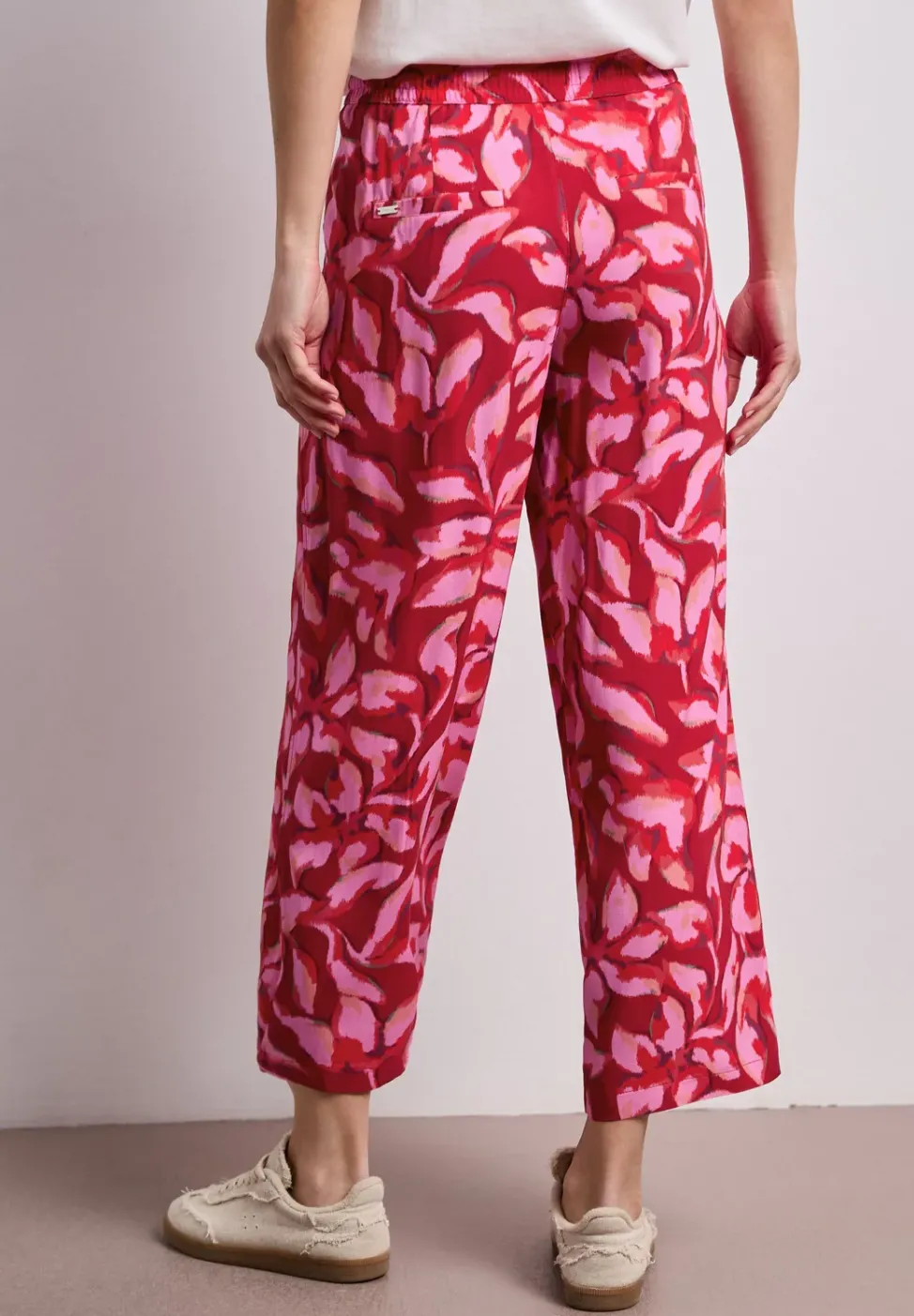 Pantalon coupe large en style ample à imprimé