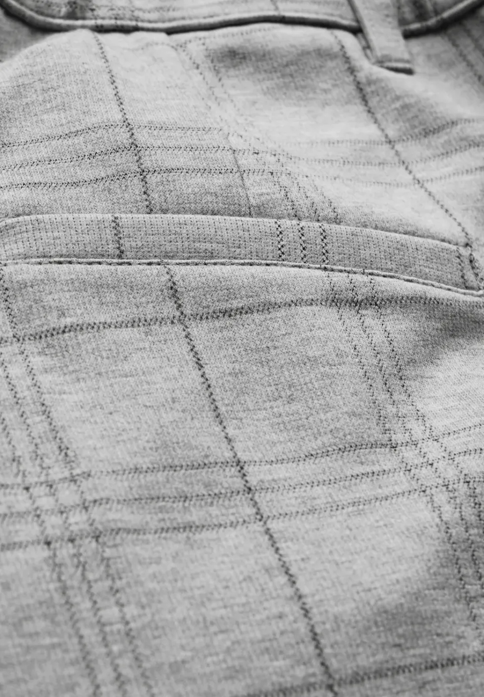 Pantalon droit à carreaux