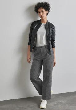 Pantalon droit à carreaux