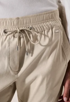 Pantalon en coupe casual