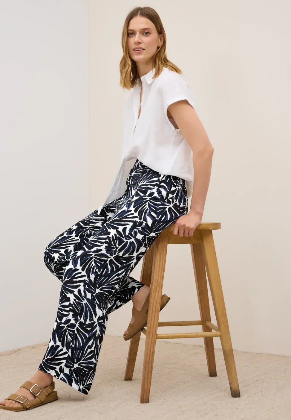 Pantalon en crêpe à motifs