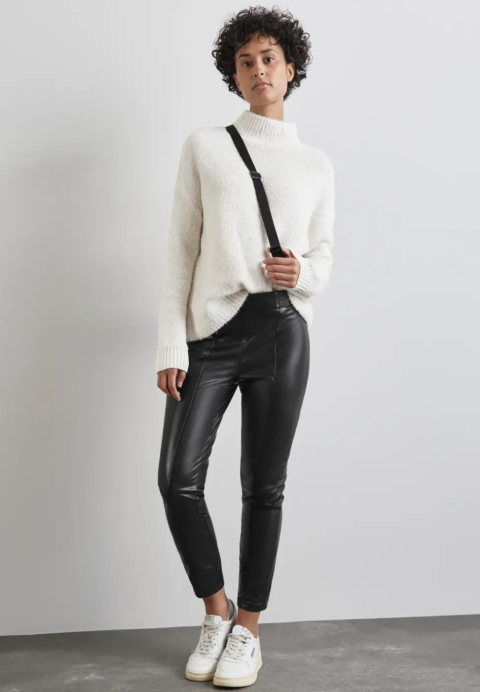 Pantalon enduit