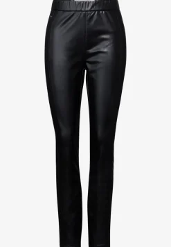 Pantalon enduit