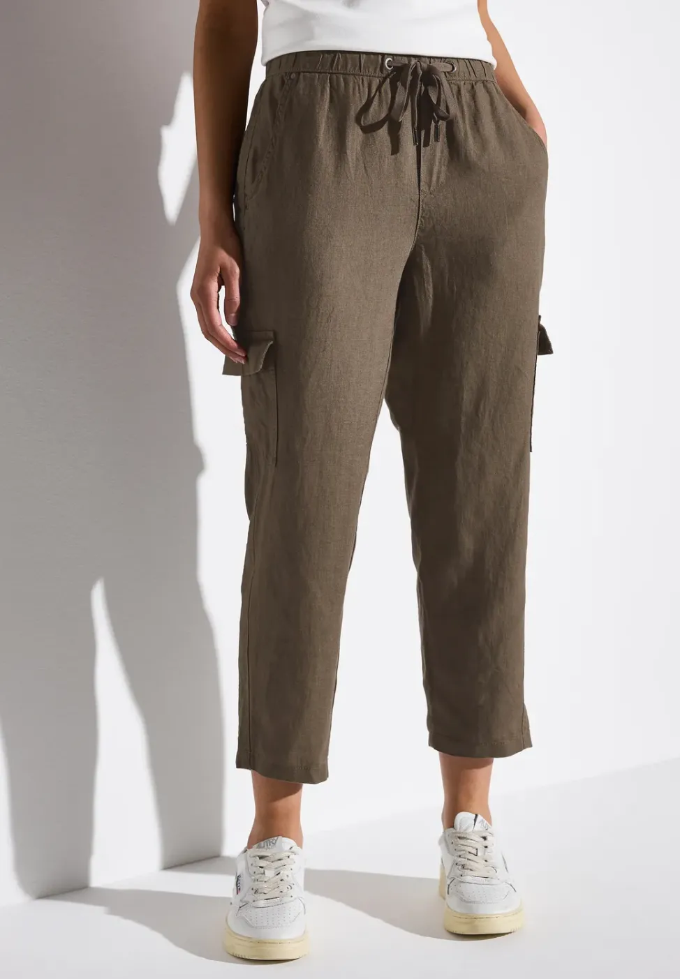 Pantalon en lin au look cargo