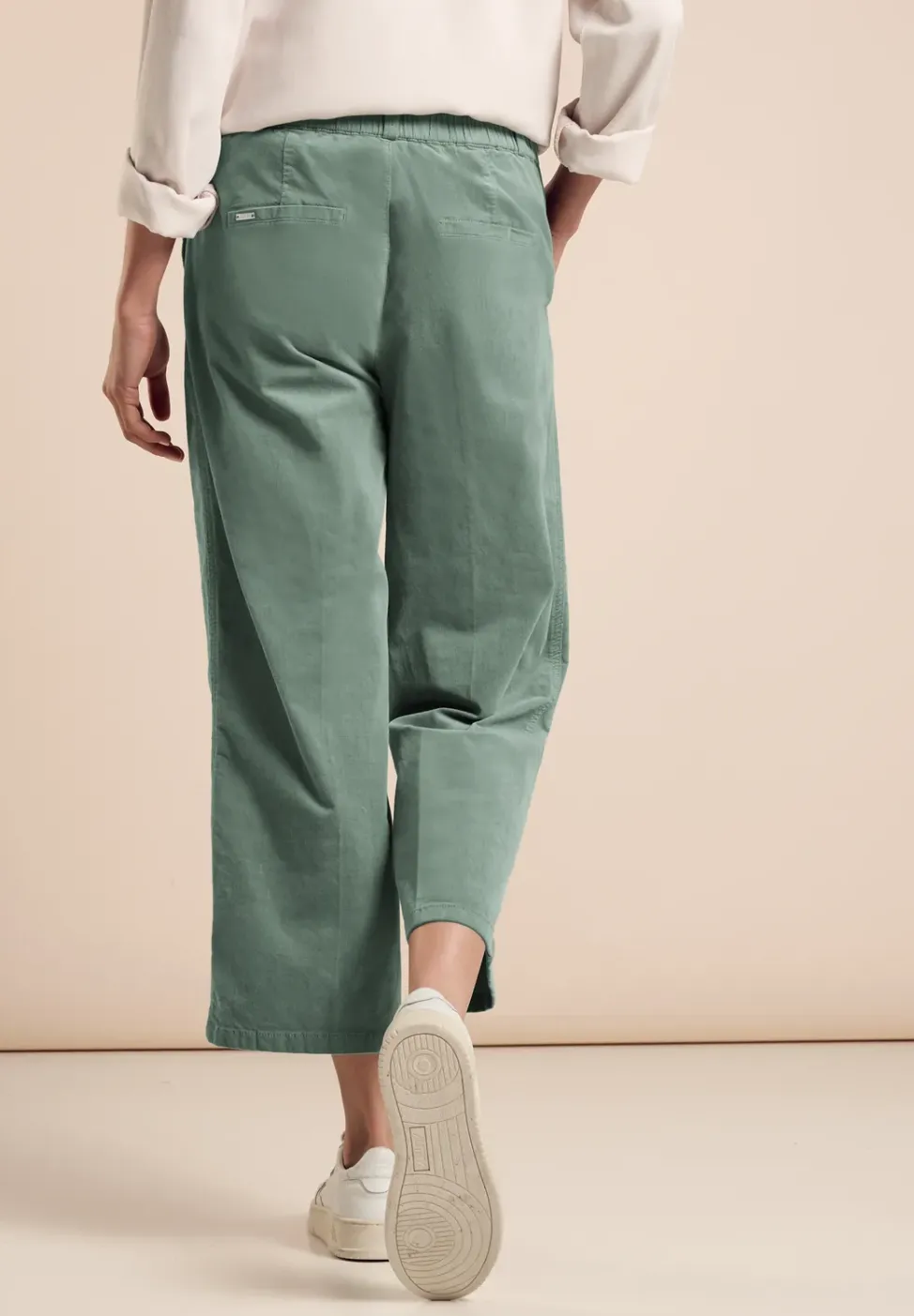 Pantalon en velours côtelé, coupe décontractée