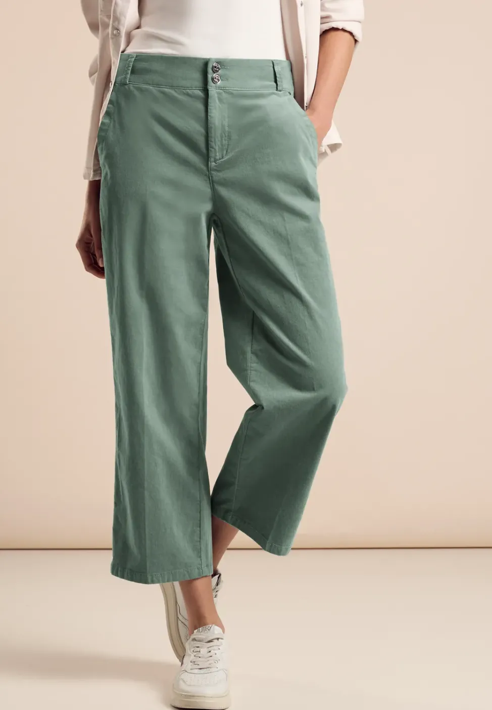 Pantalon en velours côtelé, coupe décontractée