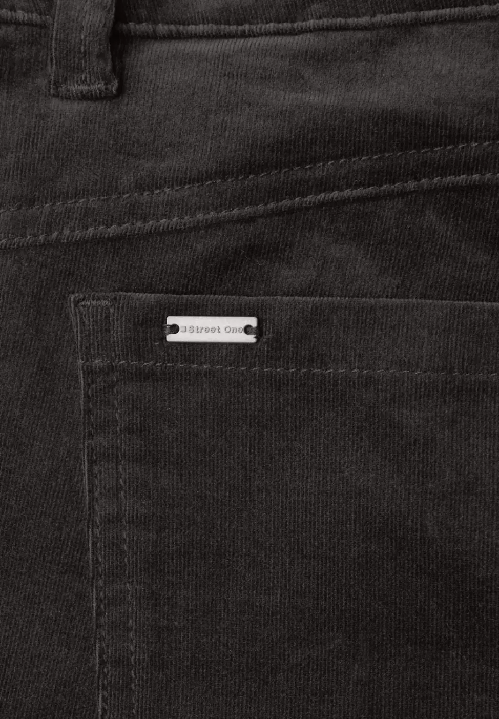 Pantalon en velours côtelé, coupe décontractée