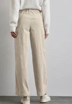 Pantalon en velours côtelé, coupe décontractée
