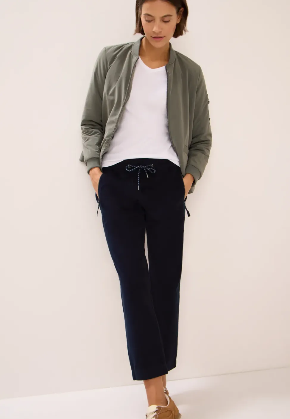 Pantalon en velours côtelé, coupe casuale
