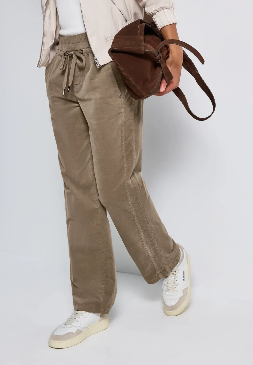 Pantalon en velours côtelé délavé