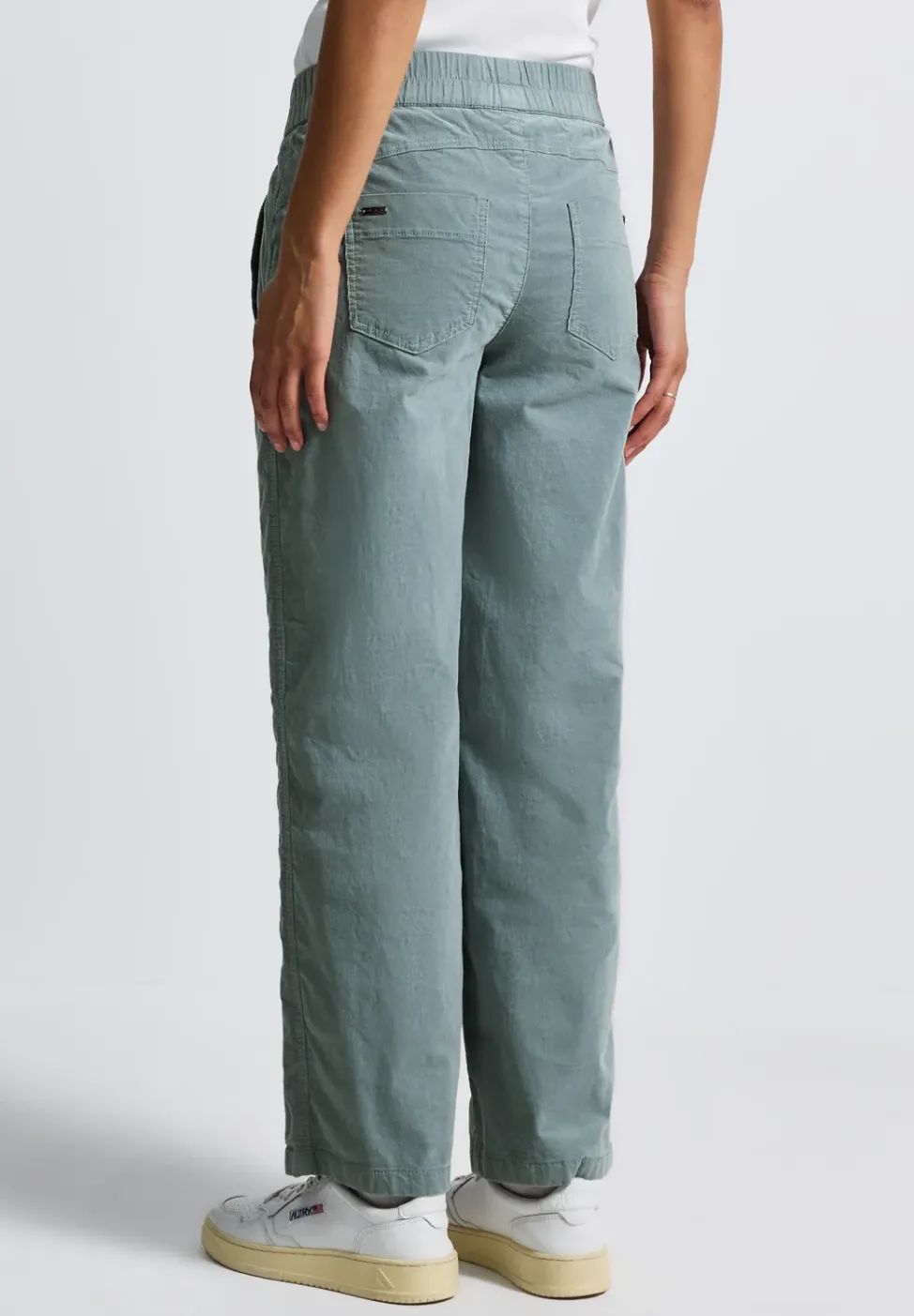 Pantalon en velours côtelé délavé