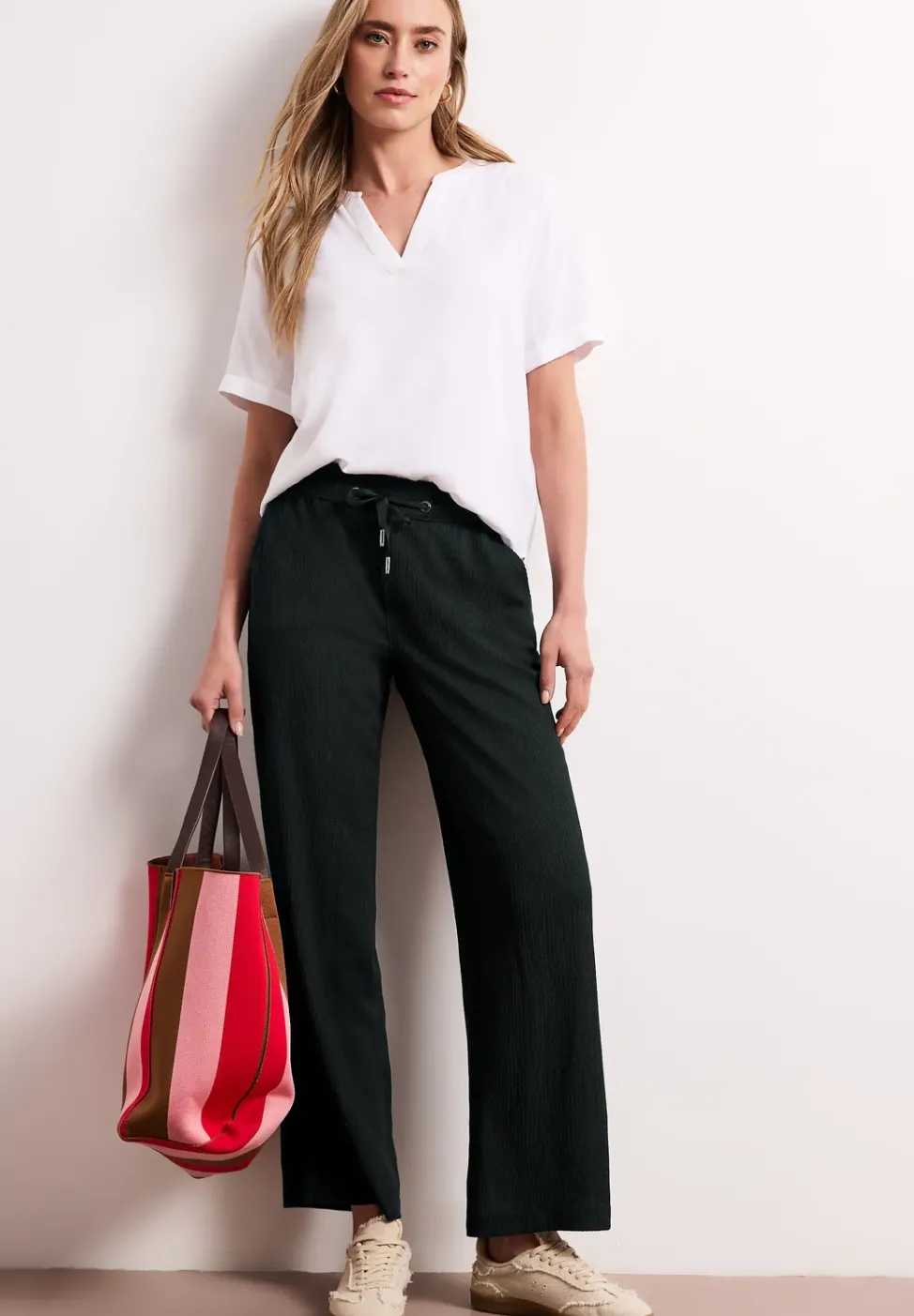 Pantalon High Waist Wide Leg en coupe décontractée