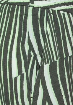 Pantalon à jambes larges