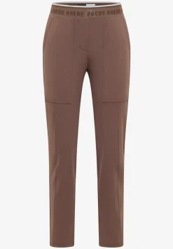 Pantalon à la coupe causale