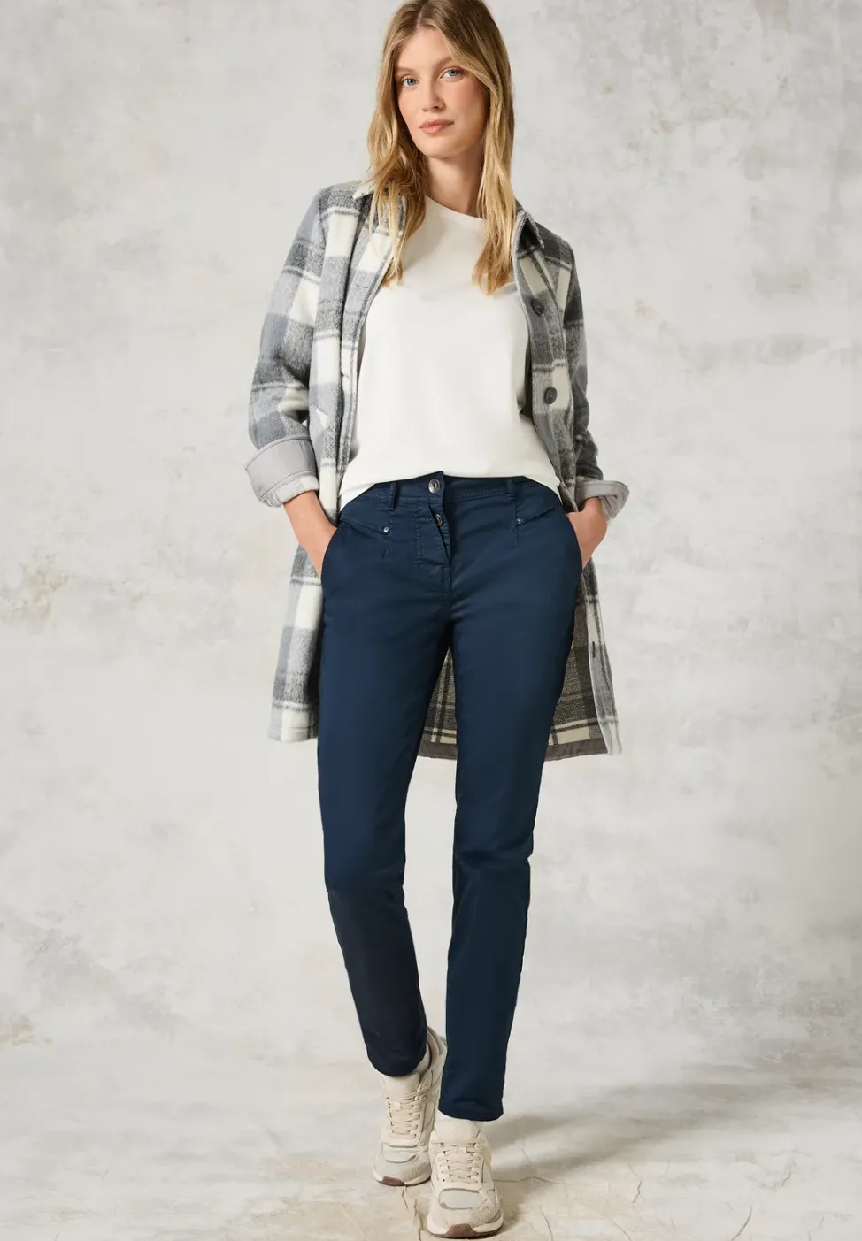 Pantalon à la coupe slim