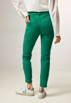 Pantalon à la coupe slim