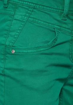 Pantalon à la coupe slim