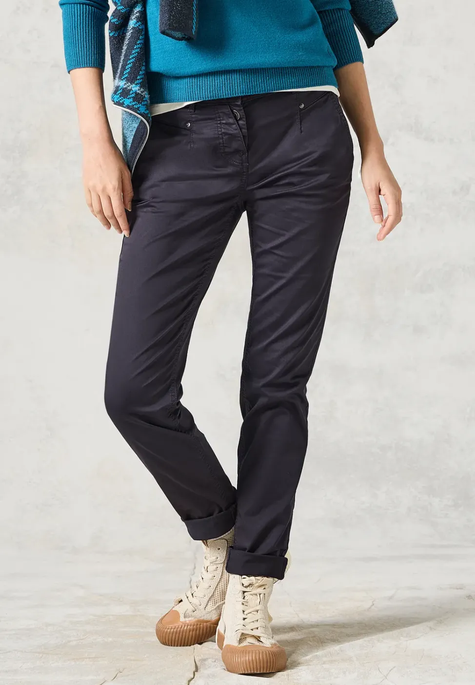 Pantalon à la coupe slim