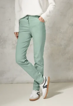 Pantalon à la coupe slim