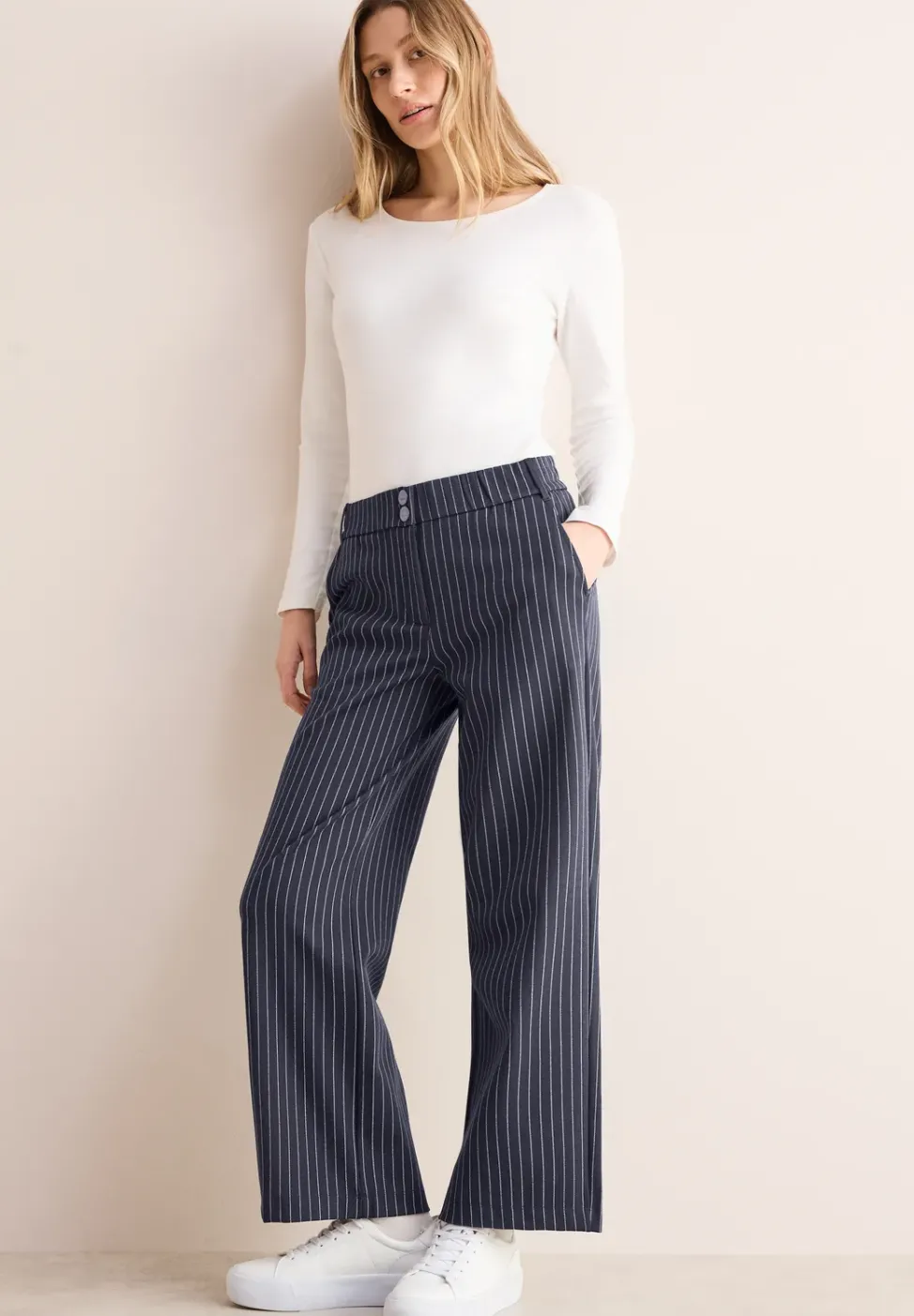 Pantalon large à rayures