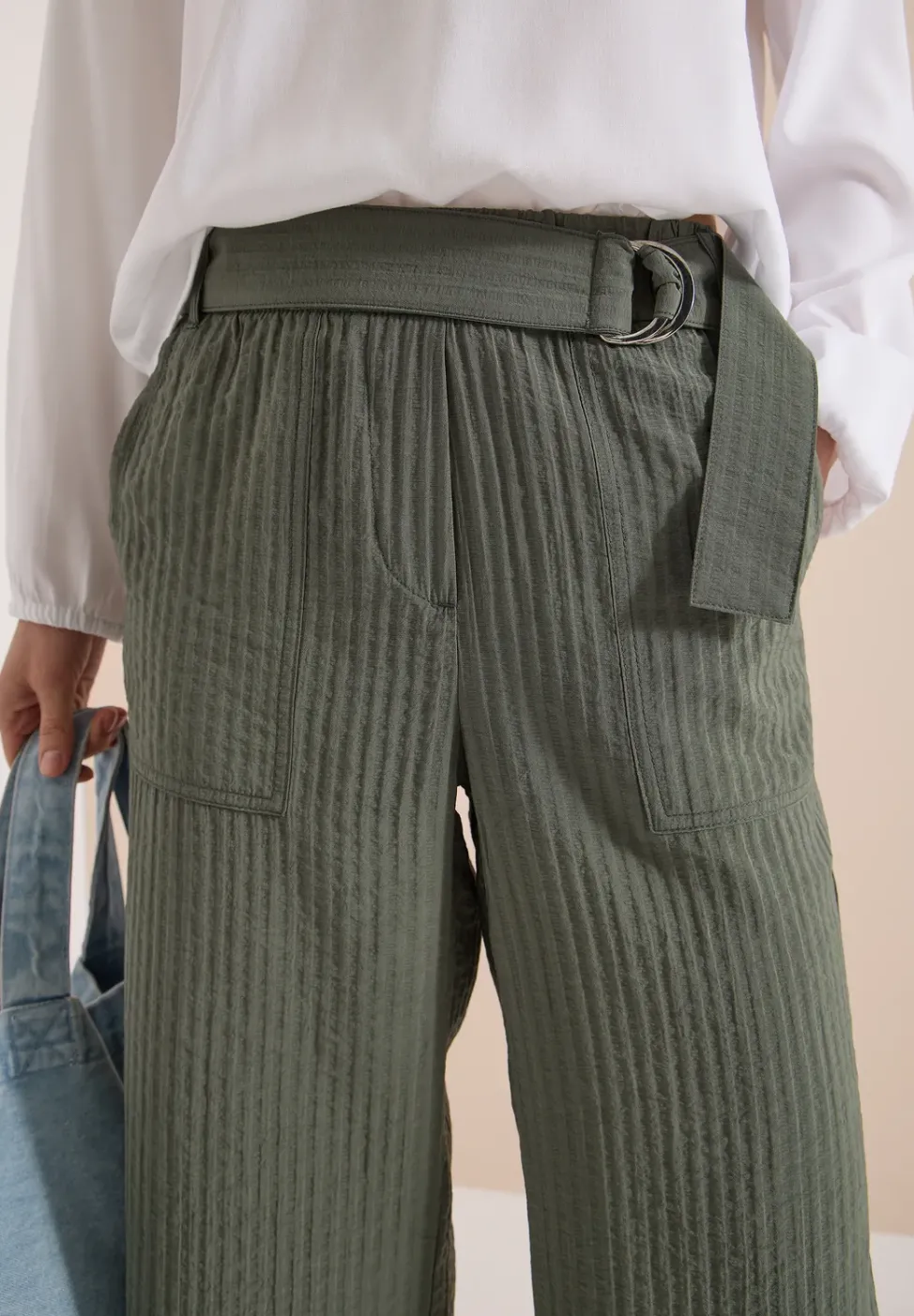 Pantalon large taille haute en Loose Fit