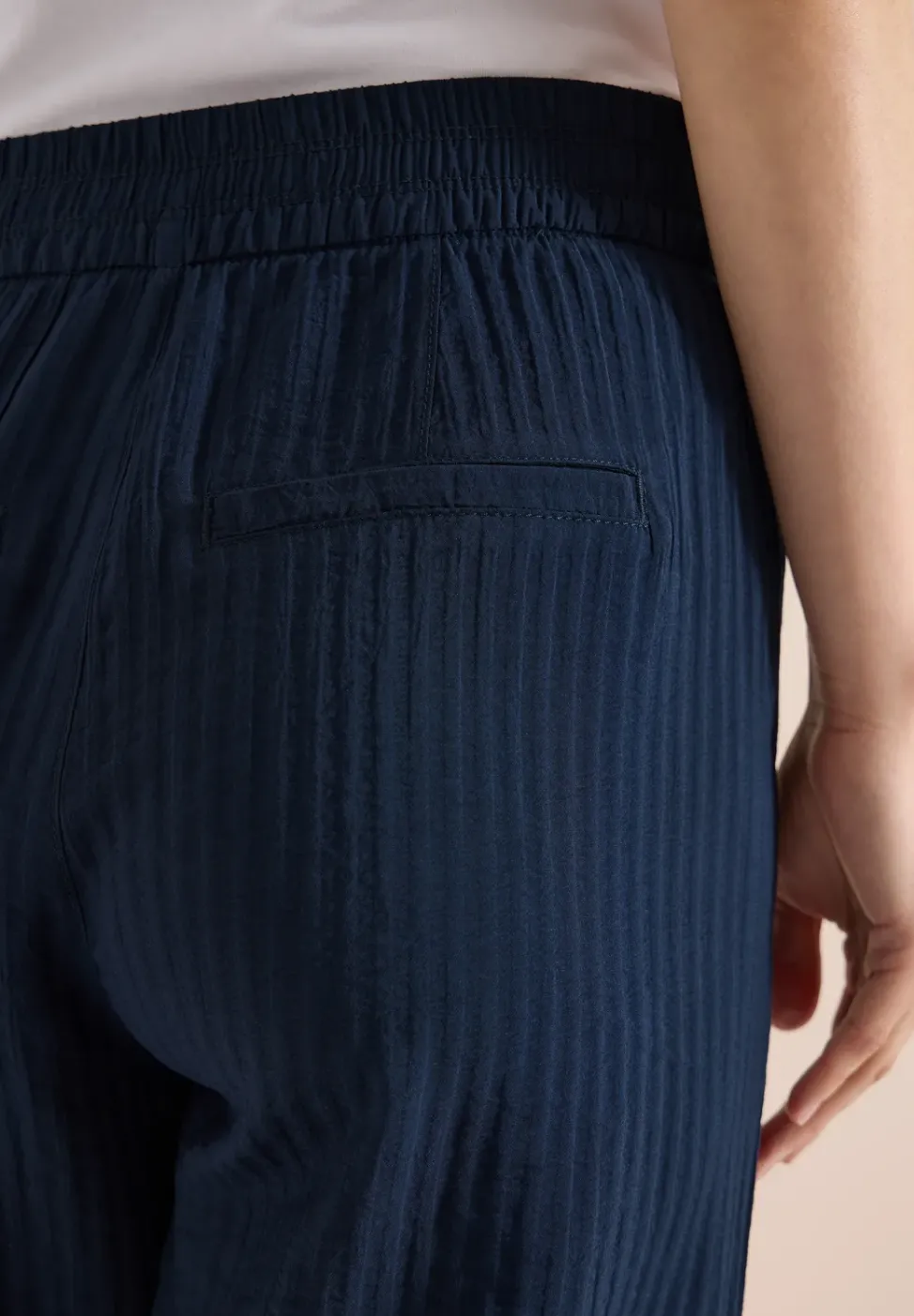 Pantalon large taille haute en Loose Fit
