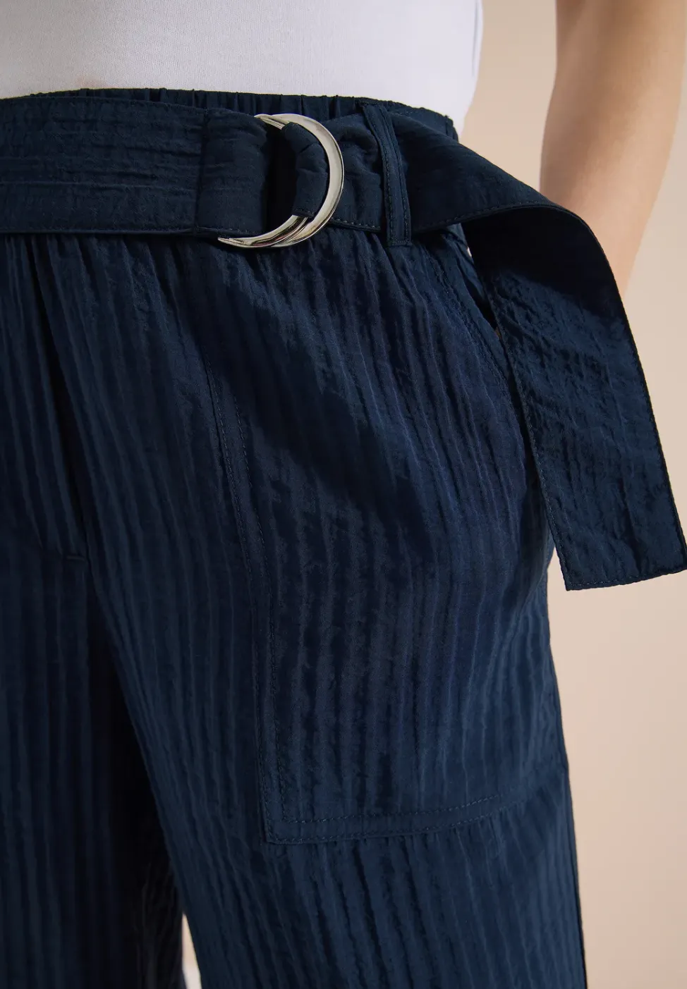 Pantalon large taille haute en Loose Fit