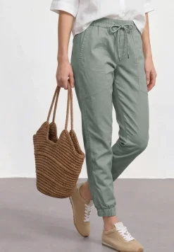 Pantalon léger en coupe slim