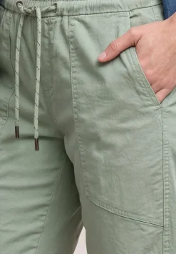 Pantalon léger en coupe slim
