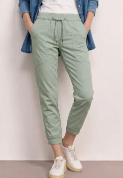 Pantalon léger en coupe slim
