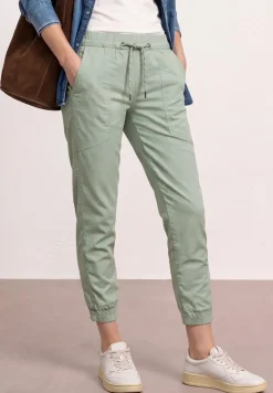 Pantalon léger en coupe slim