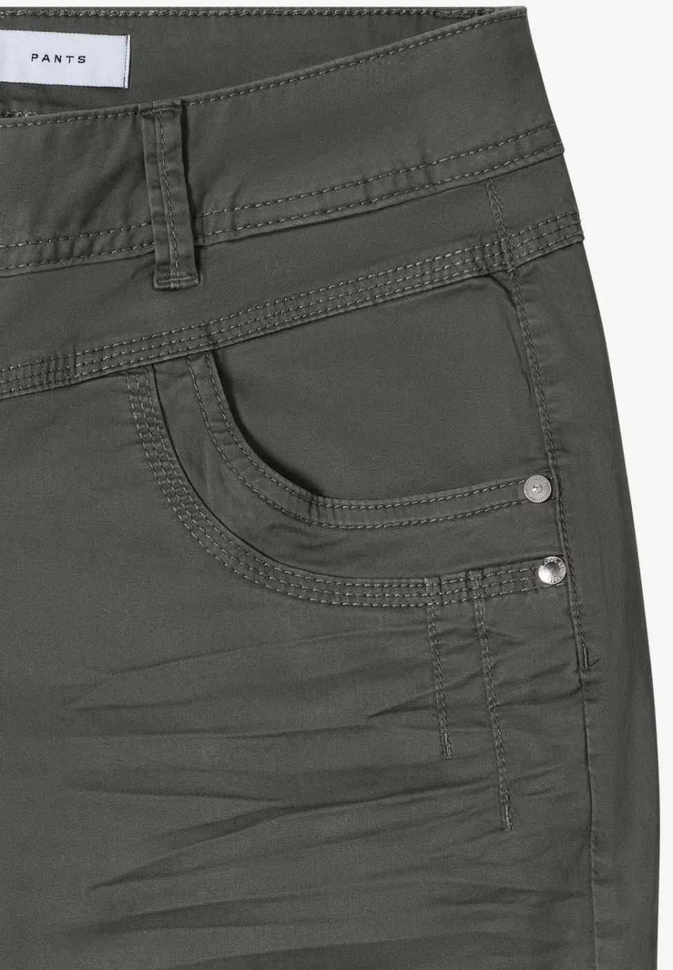 Pantalon look délavé