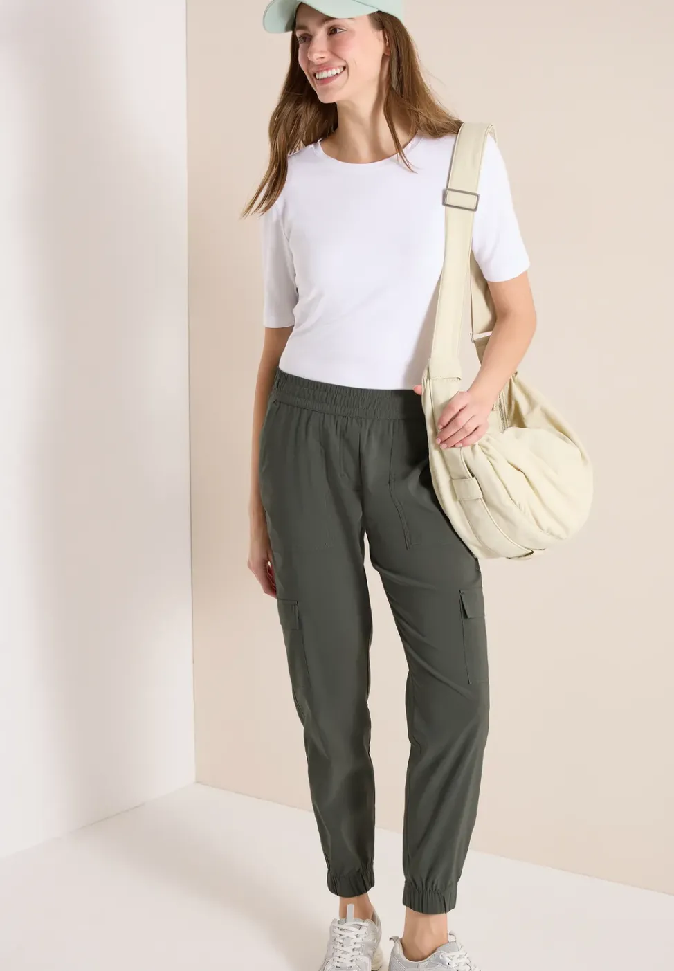 Pantalon Mid Waist Slim Leg au look cargo