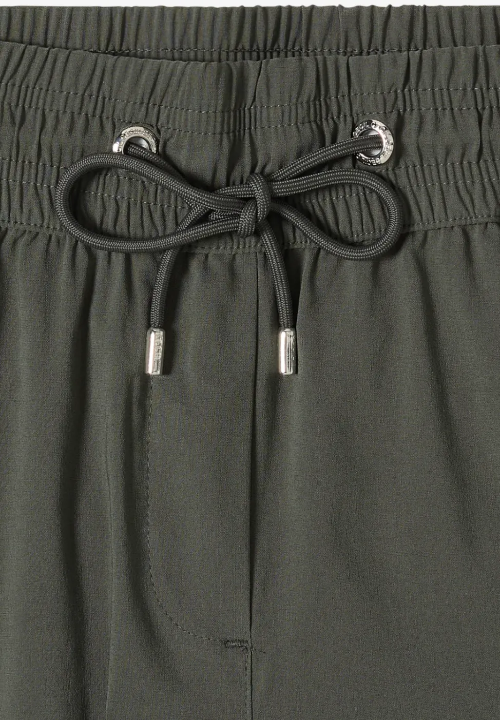 Pantalon Mid Waist Slim Leg en Casual Fit