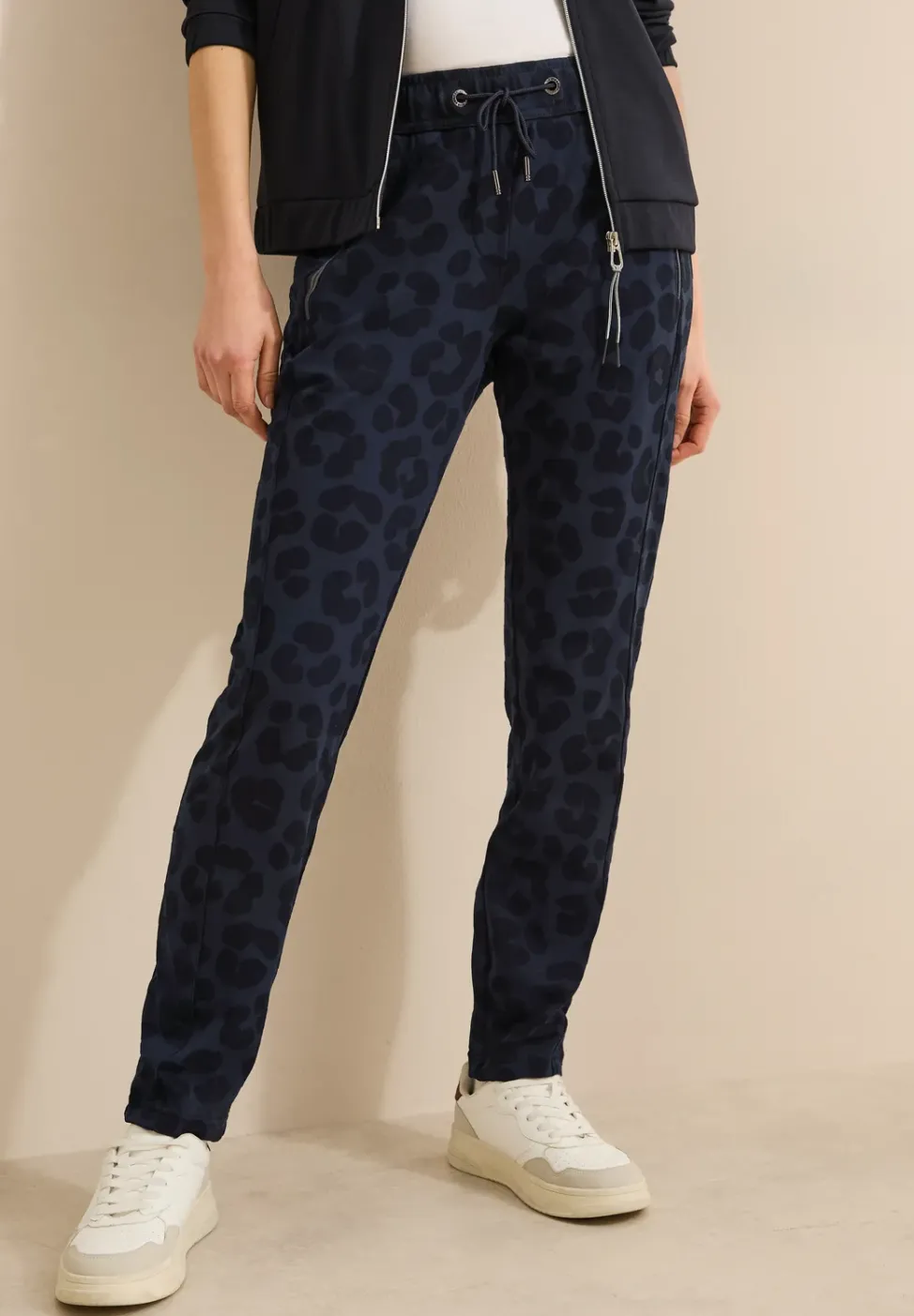 Pantalon à motif léopard