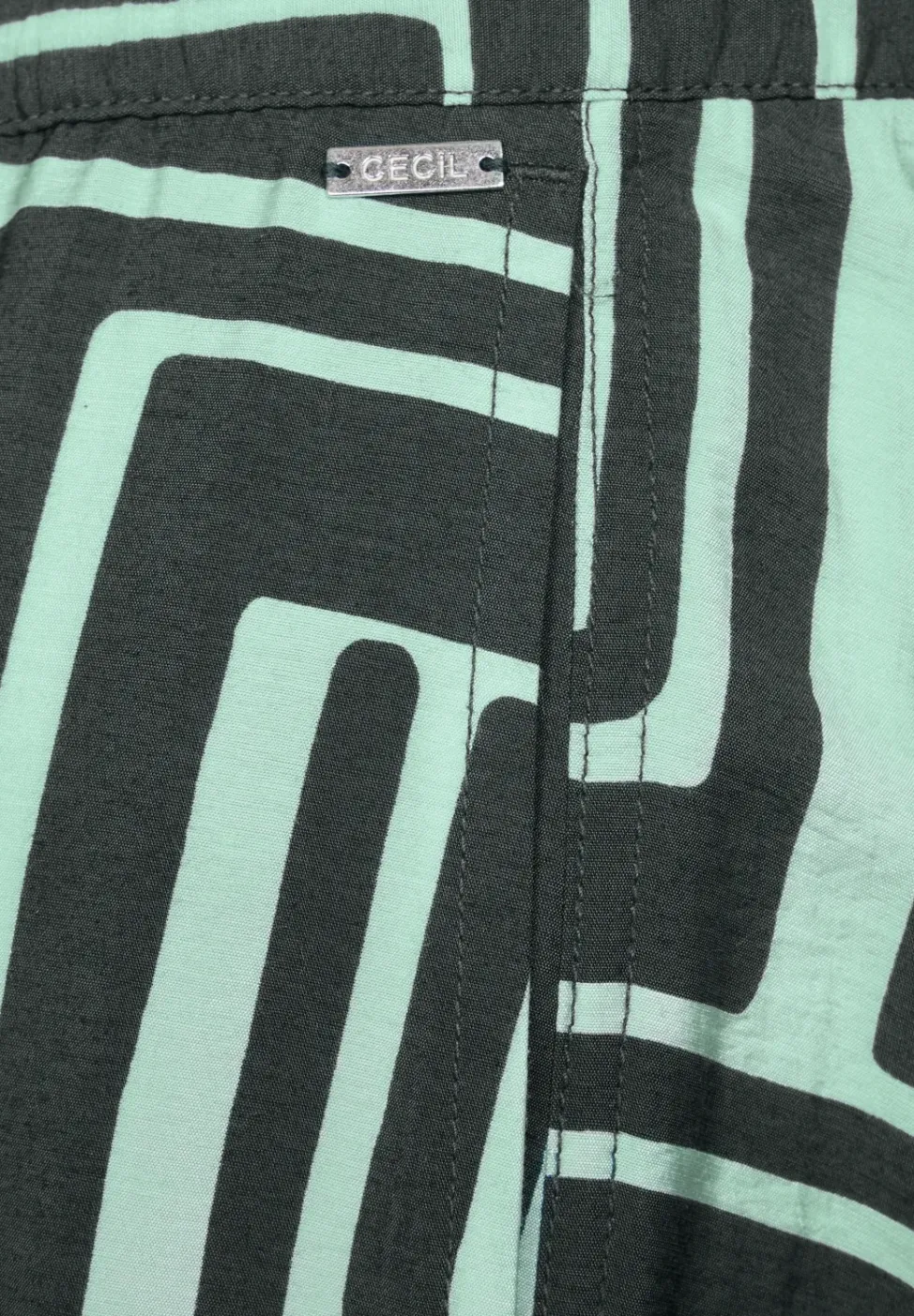 Pantalon à motifs structurés