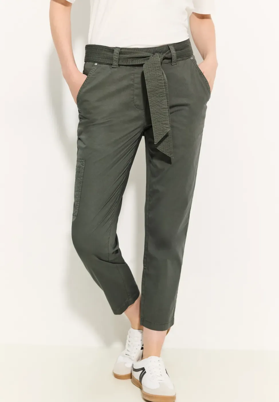 Pantalon papertouch avec une ceinture