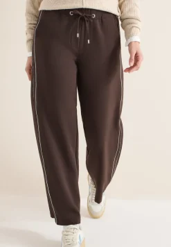 Pantalon à rayures de tapisserie