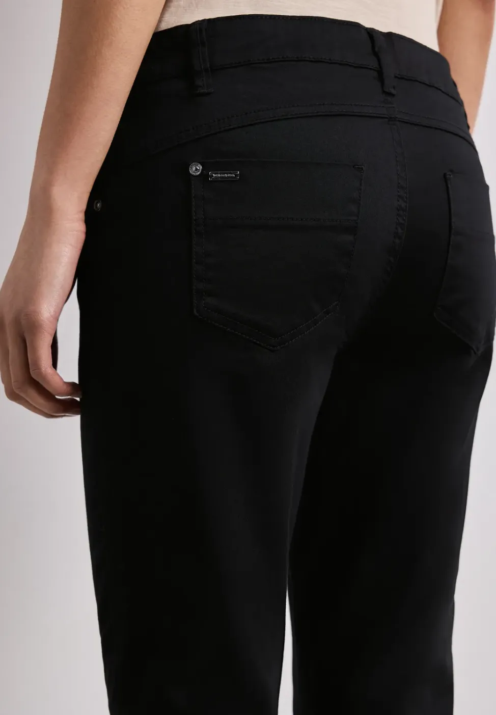 Pantalon 7/8 Slim Leg en satin