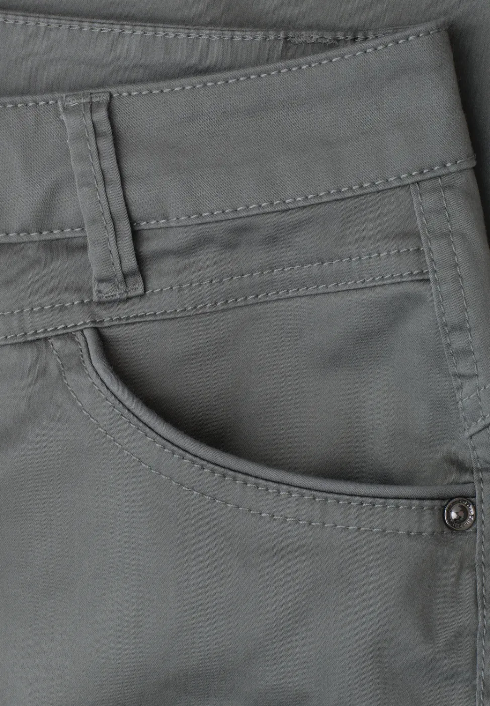 Pantalon 7/8 Slim Leg en satin