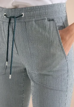 Pantalon slim leg en seersucker