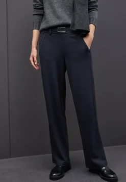 Pantalon Straight Legs avec détail