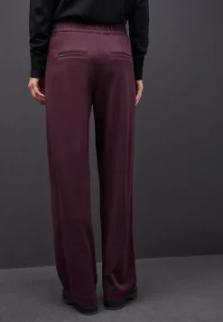 Pantalon Straight Legs avec détail