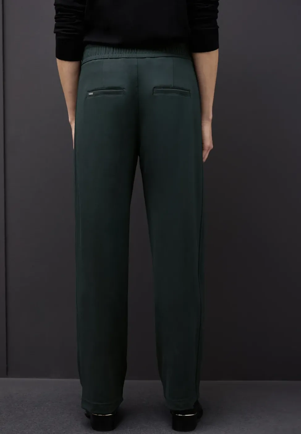 Pantalon Straight Legs avec détail