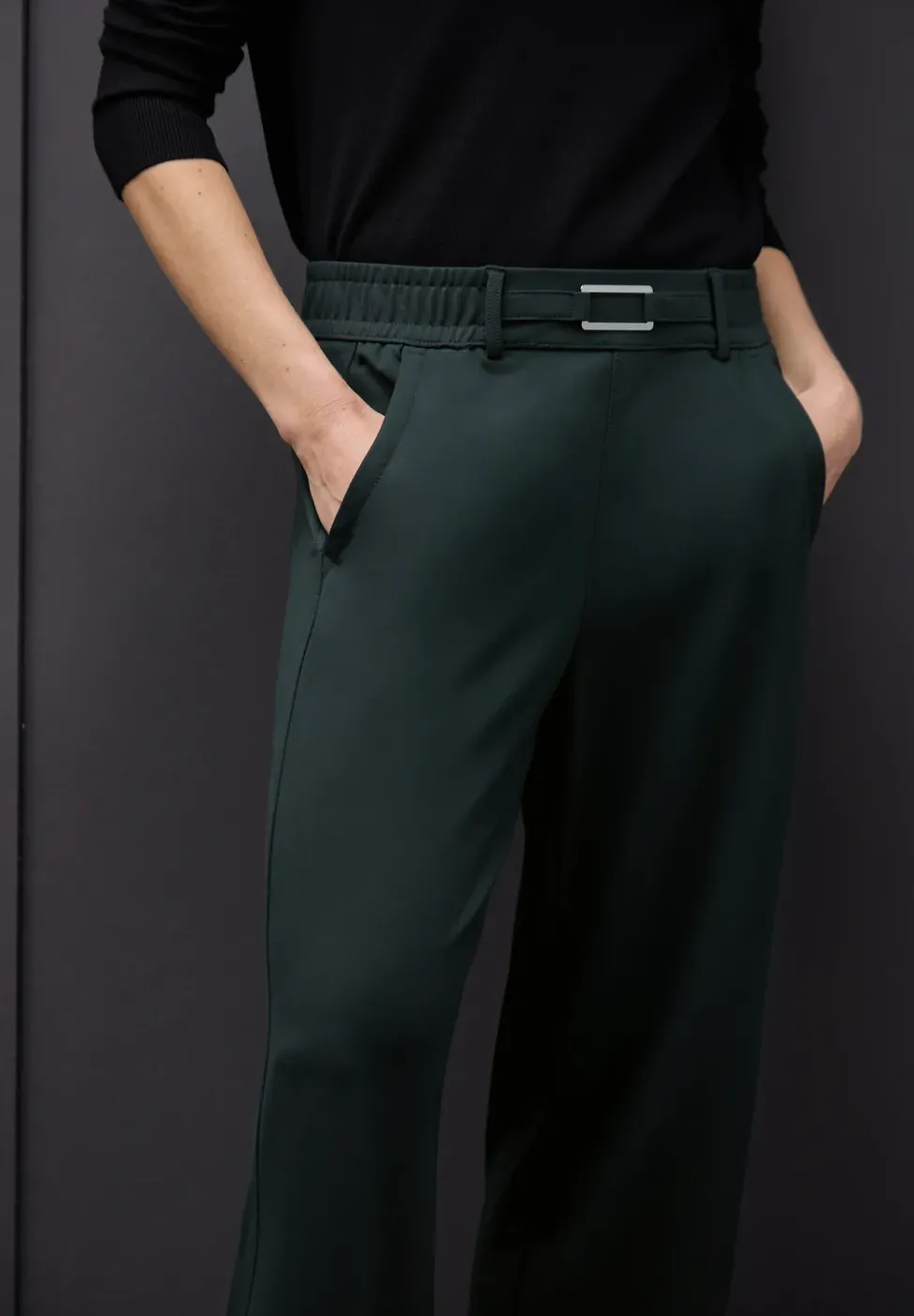 Pantalon Straight Legs avec détail