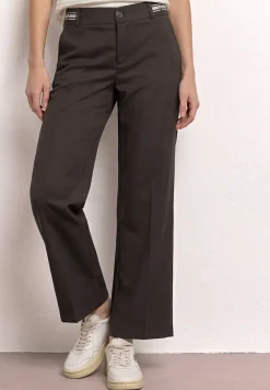 Pantalon Straight Legs avec détails de ceinture