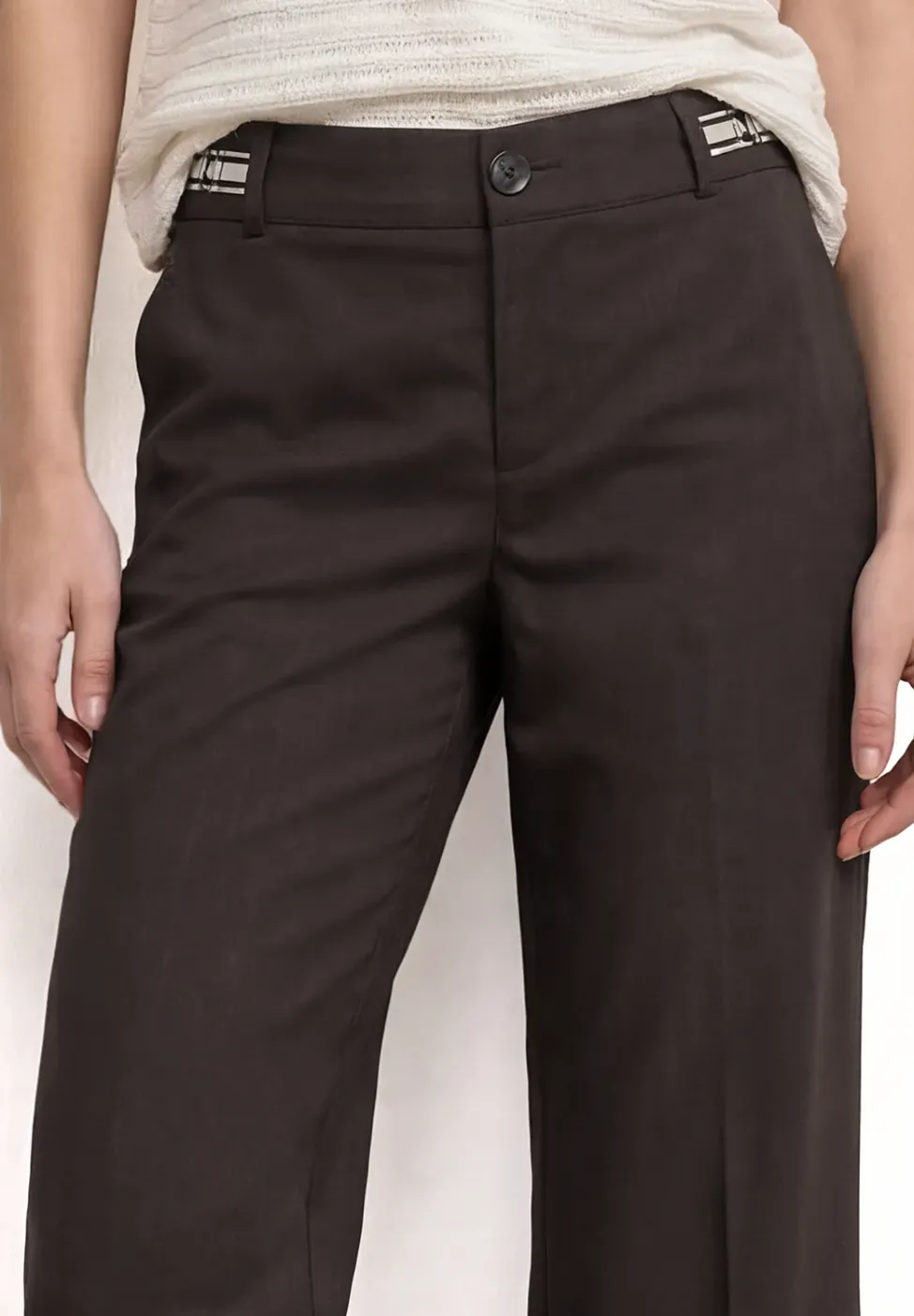 Pantalon Straight Legs avec détails de ceinture