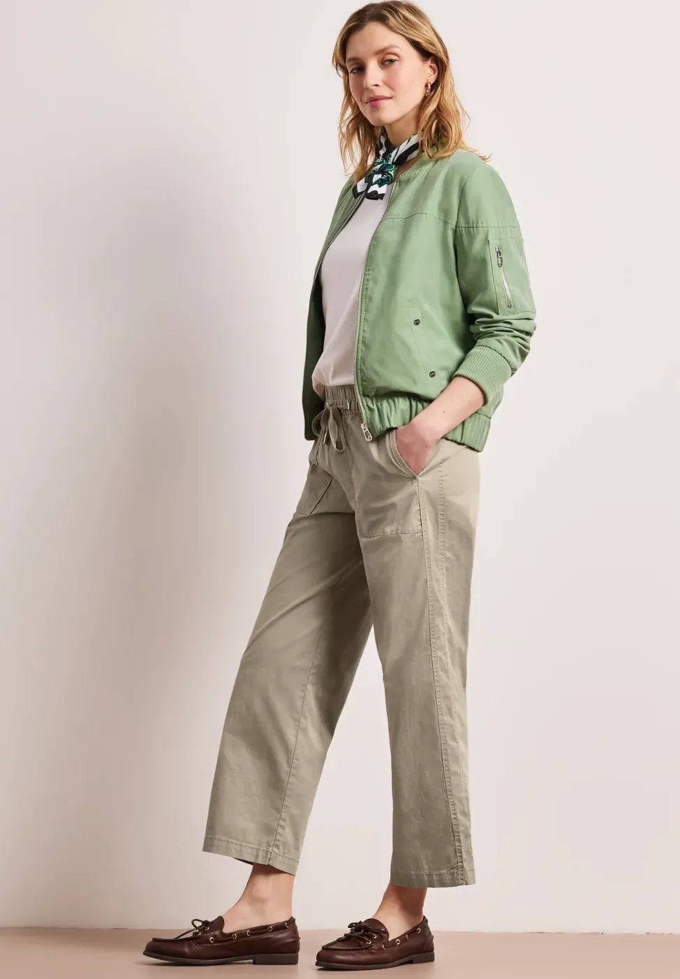 Pantalon Straight Legs en papertouchware
