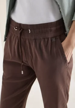 Pantalon taille mi-haute coupe slim